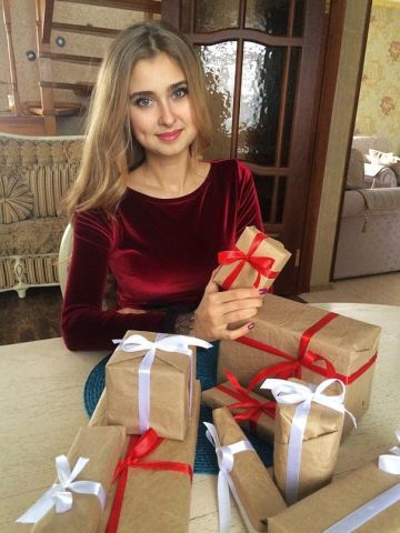 Ева